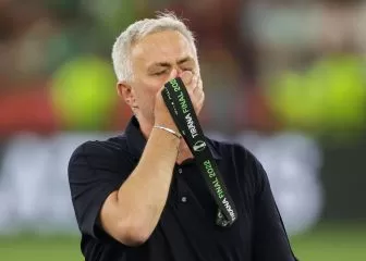 Mourinho Celebrates Historic Victory: "I am 100% Romanista"